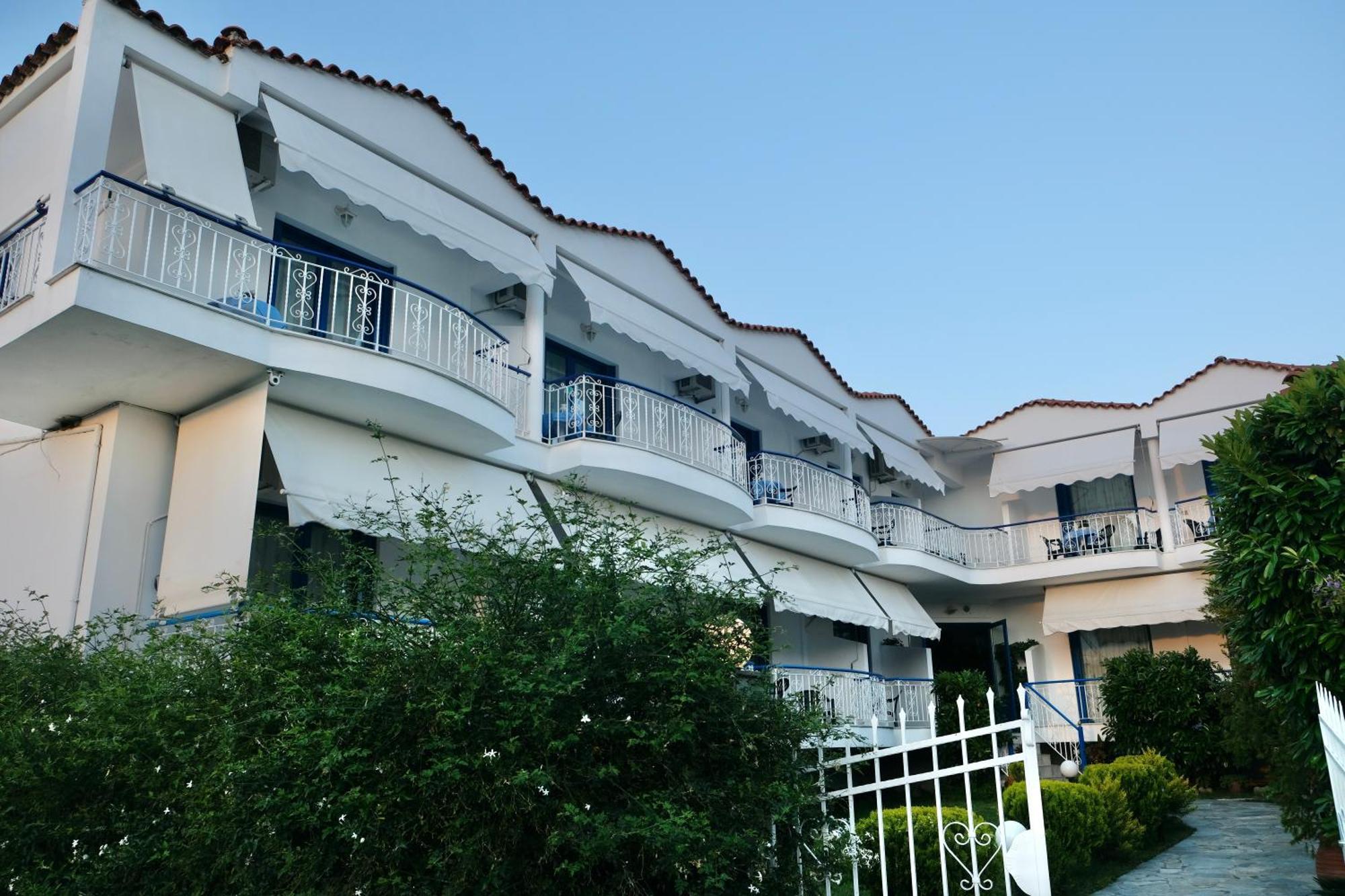 Leventis Apartments Rovies Exterior photo